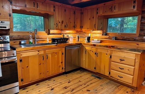 Thornton Cabina | Beautiful 3 Bedroom Log Cabin - White Mountains