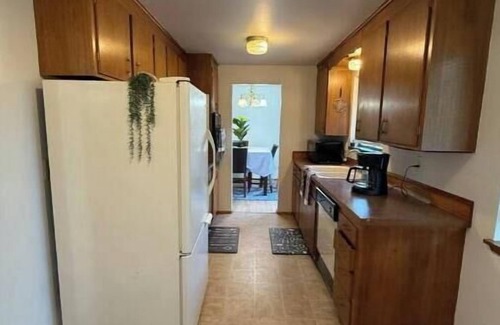 Seattle Metro Area Casa | Beautiful 3 Bedroom Shoreline Guesthouse