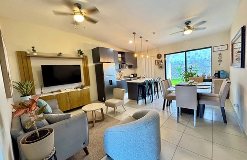 Puerto Barillas Casa | Beautiful 3-bedroom house in the most exclusive zone of Sn Miguel with WiFi, AC