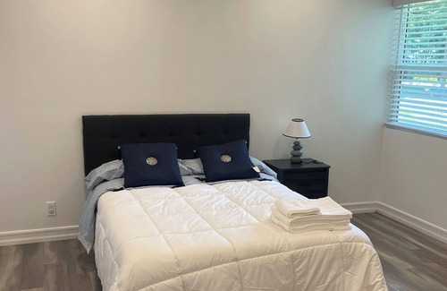 Valley Glen Casa | Beautiful 3 bedroom home with family sized pool