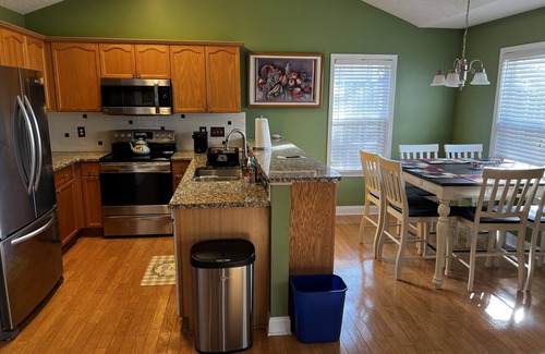 Myrtle Grove Casa | Beautiful 3 bedroom home near Carolina Beach
