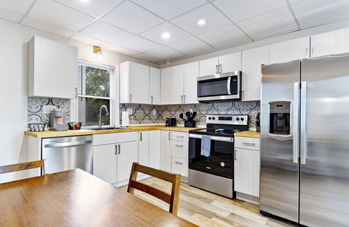 Morgantown Casa | Beautiful 3 BR 2 BA Home, minutes to downtown Morgantown!