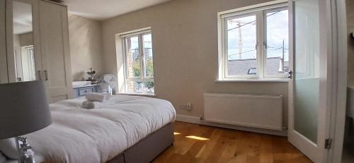 Stoneybatter Casa | Beautiful 3BD Home Beside Phoenix Park