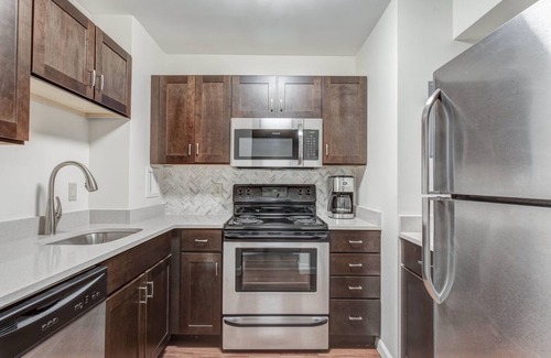 Back Bay Apartamento | Beautiful 3BR 2BA Condo in back bay heart