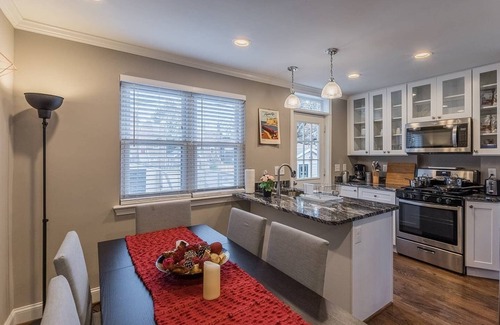 Potomac West Casa | ★ Hermosa casa 3br / 2ba con acogedor patio trasero ★
