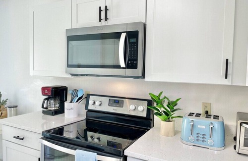 Indian Wells Casa | Beautiful 3BR House w/ Private Pool near Disney