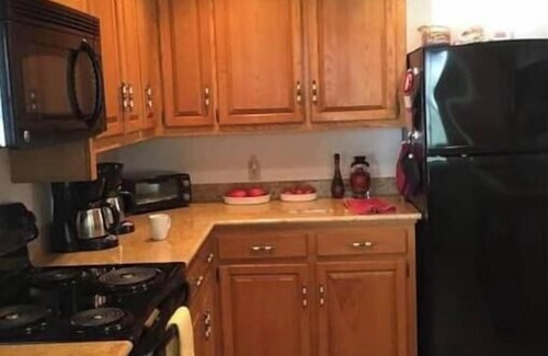 Cushing Casa | -Beautiful 4.5 BR / 4 Ba home with 2 car garage