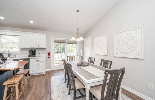 Crittenden Casa | Beautiful 4 BDR Country Home, 15 Min from Ark Encounter – Perfect for Groups!