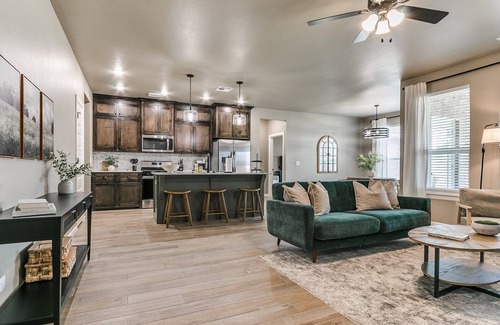 Norman Casa | Beautiful 4 bed/2 bath home in Norman!