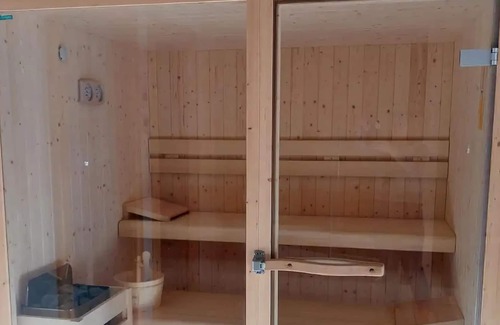 Todi Cabaña | Espaciosa Casa Vacacional en Pian di San Martino con Piscina