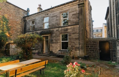 Wadsworth Casa | Beautiful 4 Bed Property, Hebden Bridge, Yorkshire