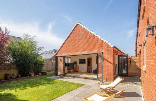 Bicester Casa | Beautiful 4 bed home close to Bicester Village