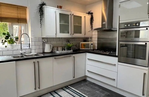 Sheffield Casa | Beautiful 4 Bed House in Sheffield