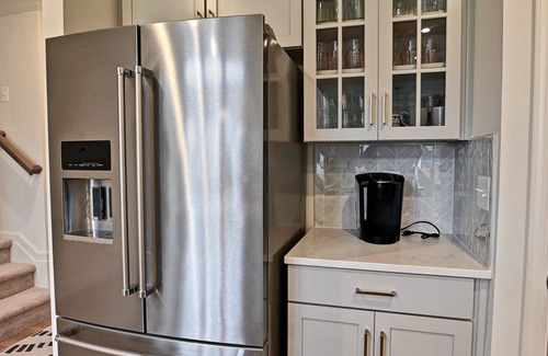Millville Casa | Beautiful 4 bed townhouse in Bishop's Landing Community! Pool, Basketball and Pickleball Courts, Playground, Shuttle, Wifi, Fitness Center!