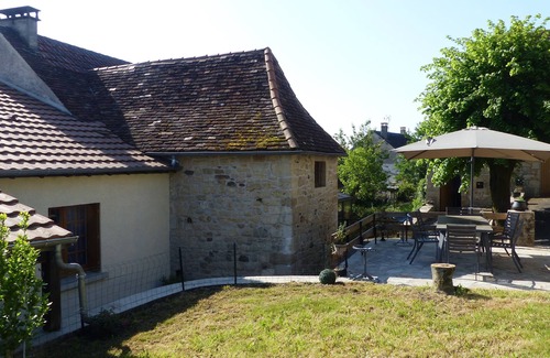 Saint-Rabier Casa | Hermosa casa familiar de 4 dormitorios entre Lascaux y Hautefort