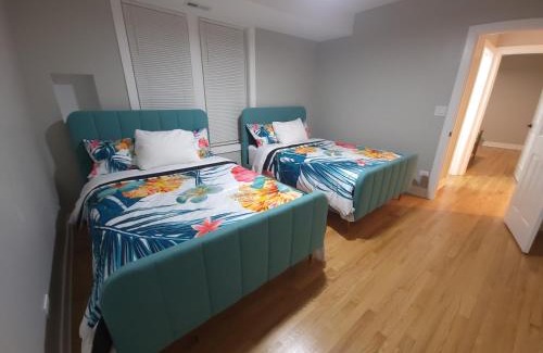 Calumet Heights Apartamento | Beautiful 4 bedroom 2 bathroom apartment near everything
