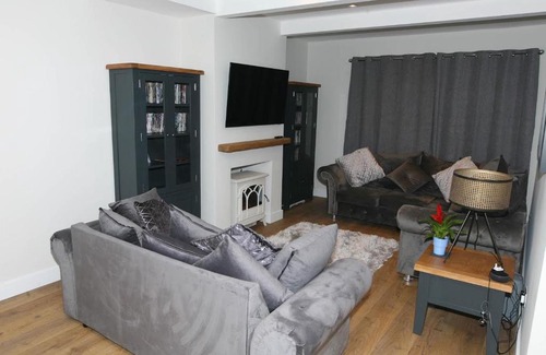 Cranleigh Apartamento | Beautiful 4 bedroom house
