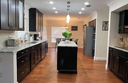 Windermere Casa | Beautiful 4 Bedroom Home