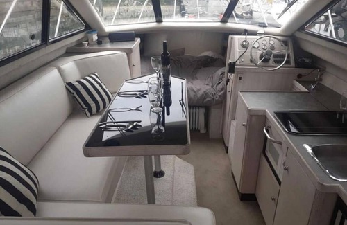 Newport Alquiler De Eote | Beautiful 4 Berth Boat on the Isle of Wight for the Ultimate Relaxation