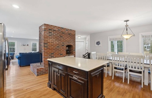 Kennebunk Casa | Beautiful 4 BR, cerca de todo !! Caminar hasta la Plaza de la playa y el muelle de Gooch!