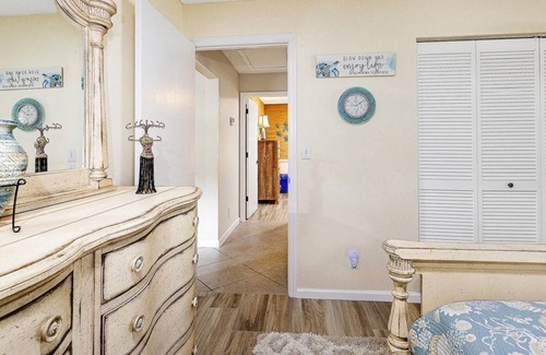 Wellington Apartamento | Beautiful 4 Br. Single family (230519) by Houzlet