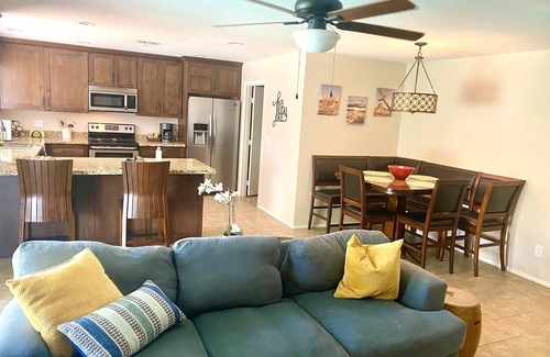 Glendale Casa | Beautiful 4 BR, stunning Pool- Close to Spring Training & State Farm Stadium