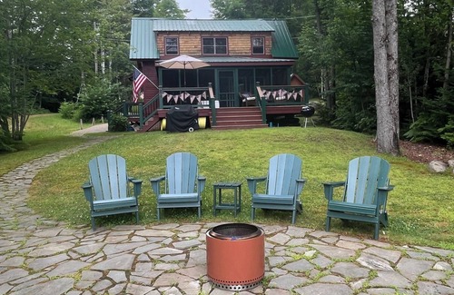 North New Portland Casa | Beautiful 4 Season, Maine Lakefront Home, easy drive to Sugarloaf & Saddleback.