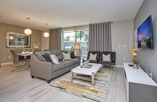 Kissimmee Casa | Beautiful 4BD home Themed Pool and Grill 4417