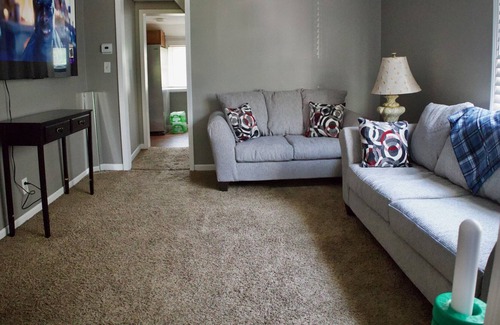 Midtown Casa | Beautiful 4br 1.5b home downtown Grand Rapids
