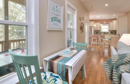 Tranquil Harbour Casa | Beautiful-4BR/3BA Home w/ Foosball,Air Hockey,Golf Cart Rental,Bicycles,Sleeps10
