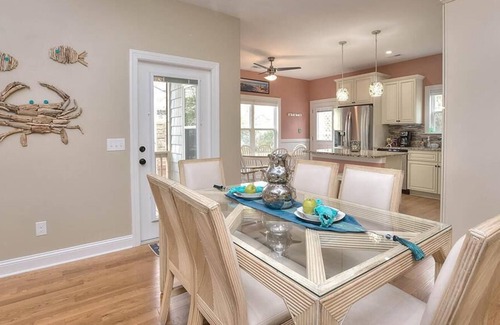 Tranquil Harbour Casa | Beautiful-4BR/3BA Home w/ Foosball,Air Hockey,Golf Cart Rental,Bicycles,Sleeps10