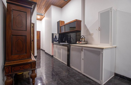 Rathmalana Casa | Beautiful 4BR+4BA Family Villa with Balcony & Garden