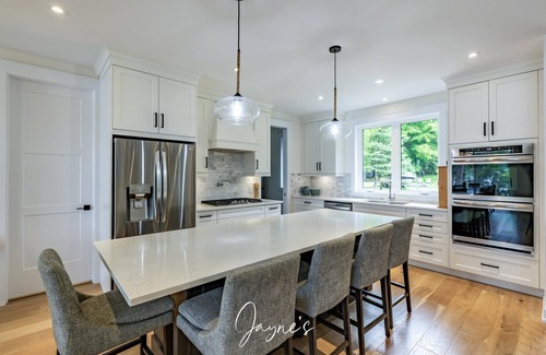 Lake of Bays Cabaña | Beautiful 5 bed 3 bath cottage on Lake of Bays