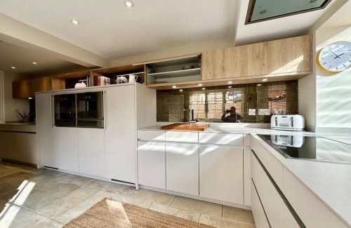 Montpellier Casa | Beautiful 5-Bed Regency Home in Montpellier