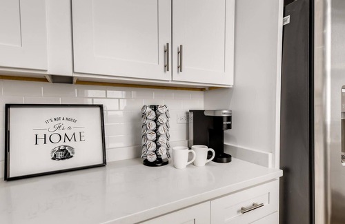 Roseland Casa | Beautiful 5 Bed Single family House