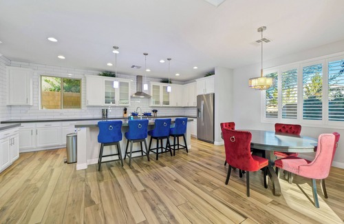 Las Vegas Casa | Beautiful 5 bedroom home for long term stays