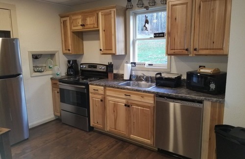 Jefferson Township Casa | Beautiful 5br home - close to ski resorts!
