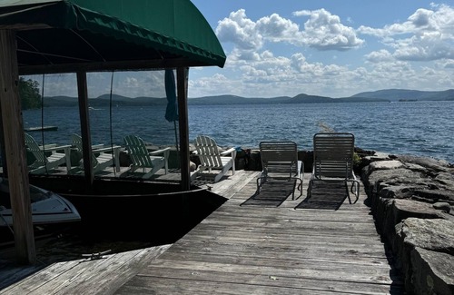 Wolfeboro Casa | Beautiful 6-bed/5-bath home on Wolfeboro Neck w/beach, SW views, AC & Wolfeboro