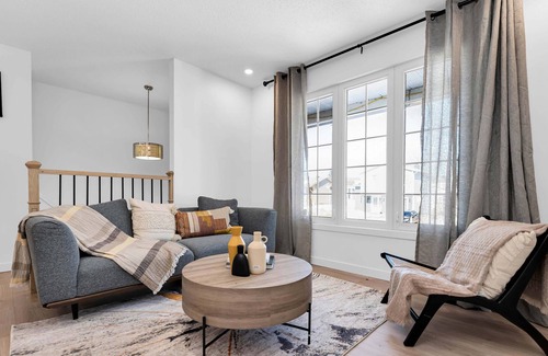 Downtown Gatineau Casa | Beautiful 6 bedroom home with sunroom -- 10 mins from Downtown Ottawa