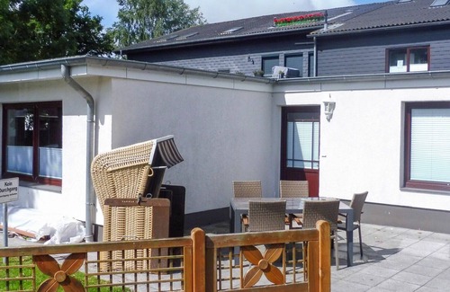 Warwerort Casa | Bonito apartamento en villa para 6 personas con WIFI, TV, balcón, mascotas permitida y aparcamiento