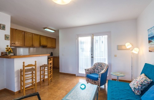 Arenal d'en Castell Apartamento | Hermoso apartamento con Wi-Fi, piscina, terraza y vista al mar