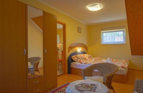 Balatonszepezd Apartamento | Beautiful accommodation with garden