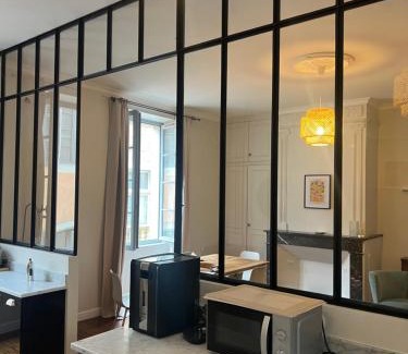 Cahors Old Town Apartamento | Beautiful accommodation - Hypercentre Marketplace