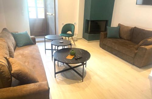 Aliki Casa | Beautiful Alice Luxury Suites