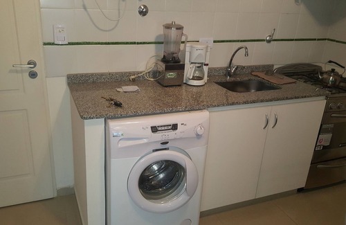 Haedo Apartamento | Hermoso y Cómodo Departamento Todo Amoblado y Equipado, entre otros: Hidromasaje