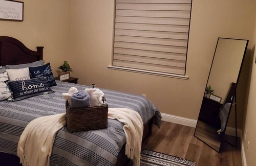 Roseville Casa | Beautiful and clean Cozy room
