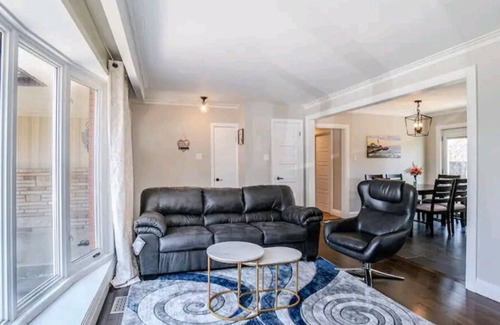 Burlington Casa | Beautiful and cozy Bungalow