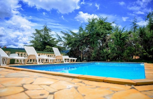 Socorro Casa | hermosa y acogedora casa de campo en las montañas próximas conn Alivio de la ciudad con piscina.