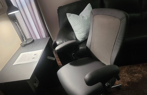 Odessa Apartamento | Beautiful and cozy full size bed studio