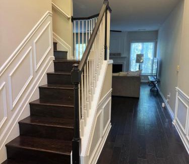 Duluth Apartamento | Beautiful and cozy house in Duluth!